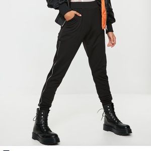 NWT BLACK SIDE ZIP JOGGER